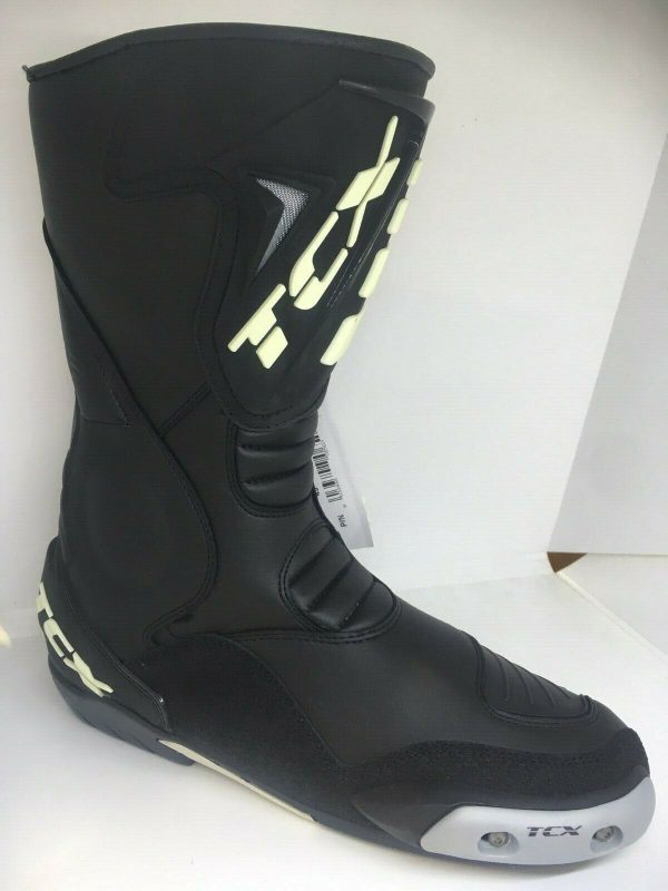 Motorcycle boots clearance 2025