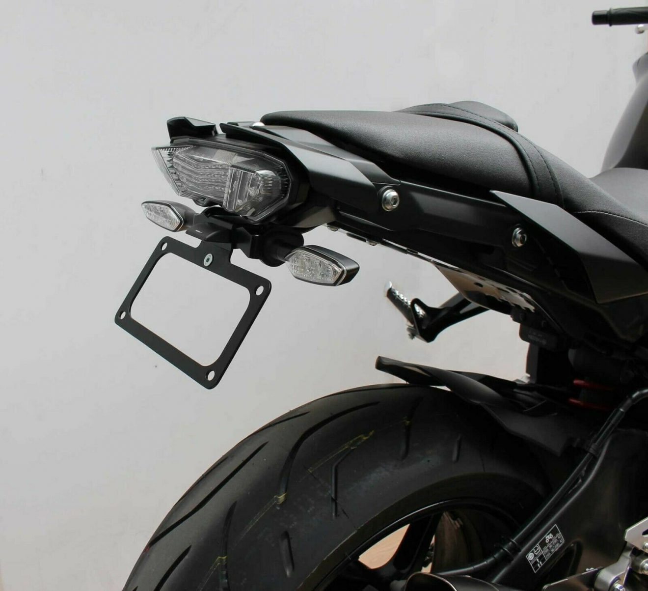 r3 fender eliminator kit