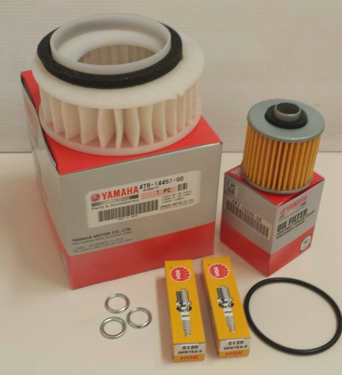 thumbnail image 2 of Yamaha XVS 650 Drag Star Service Kit - Castrol Power 1 10W40 Oil, Hiflofiltro Air & Oil Filters 2 of 6